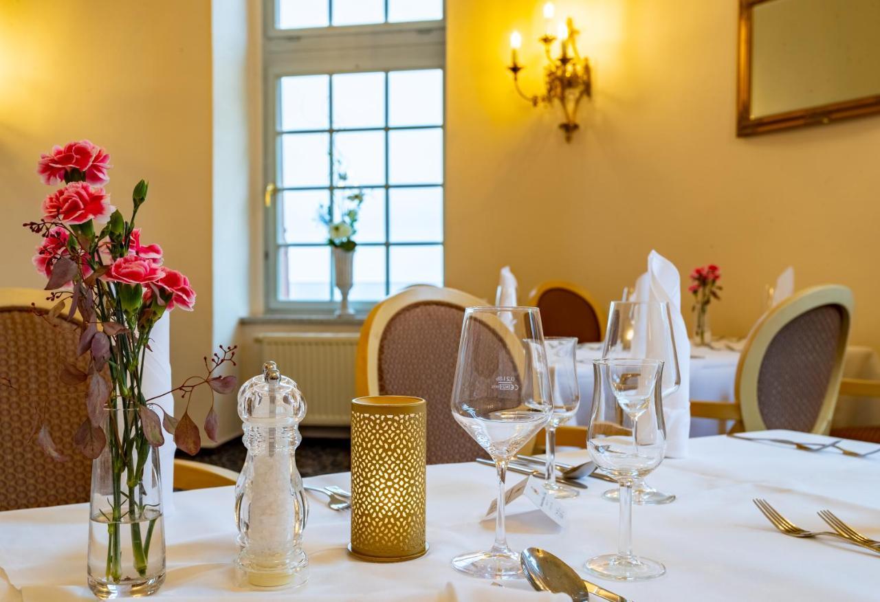 Seehotel Schloss Клінк Екстер'єр фото
