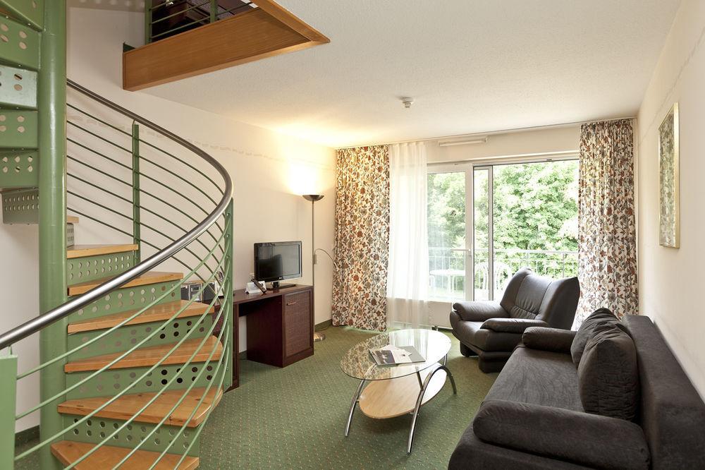 Seehotel Schloss Клінк Екстер'єр фото