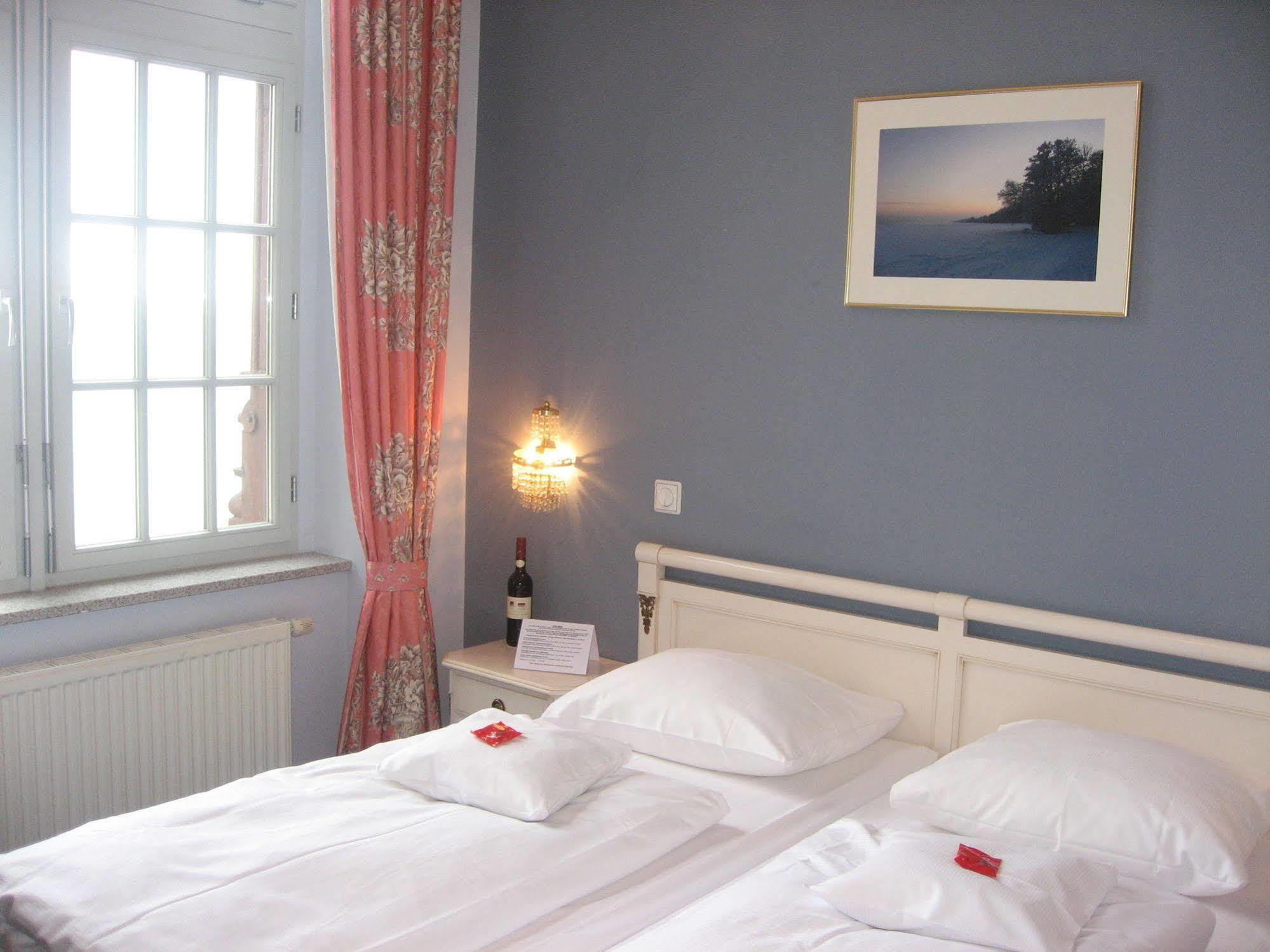 Seehotel Schloss Клінк Екстер'єр фото